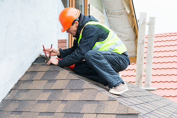 Quick and Trustworthy Emergency Roof Repair Services in Simsbury Center, CT